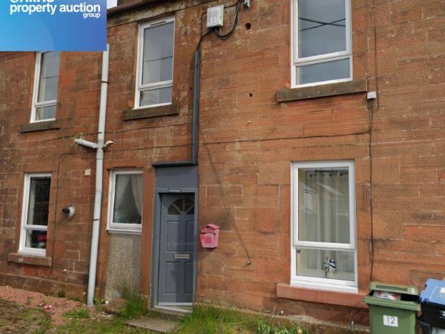 Flat for sale in Mauchline, Scotland