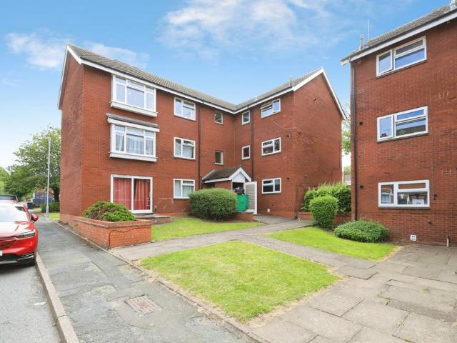 Flat for sale in Rushock, Worcestershire