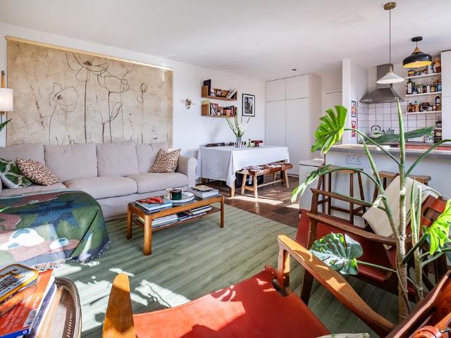 Flat for sale in Kensal Town, Greater London