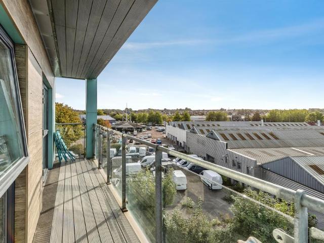 Flat for sale in Paintworks, Bristol