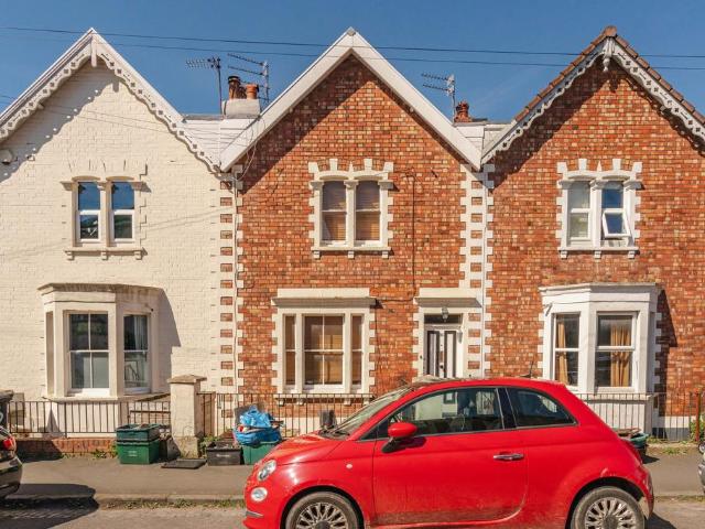 Flat for sale in Pigsty Hill, Feckenham