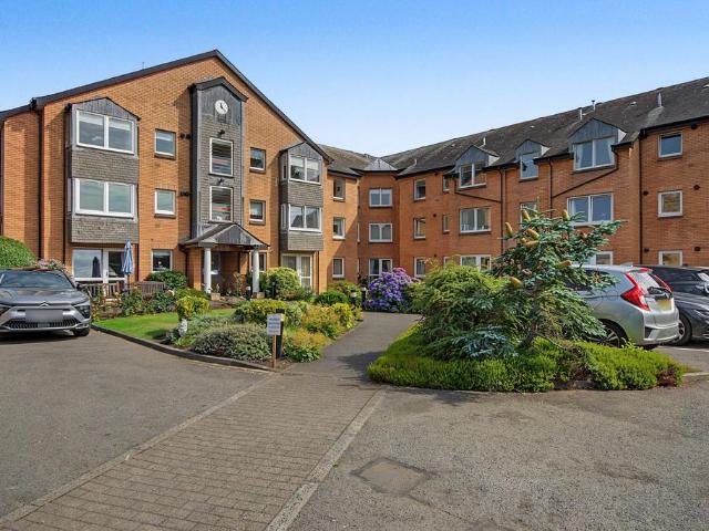 Flat for sale in Fort, Scotland