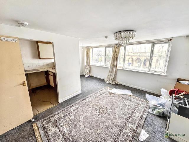 Flat for sale in Weston-super-mare, North Somerset