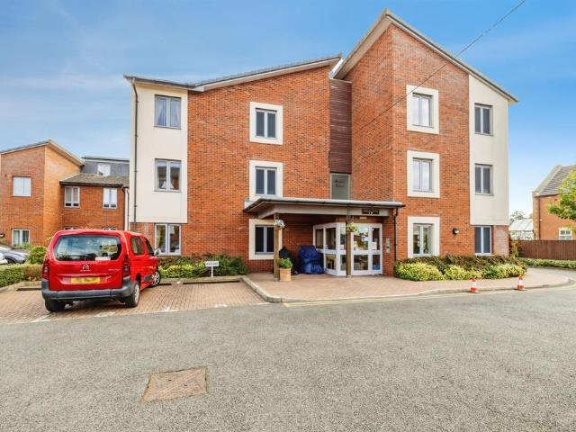 Flat for sale in Ermine, Lincoln