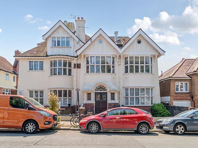 Flat for sale in Brunswick