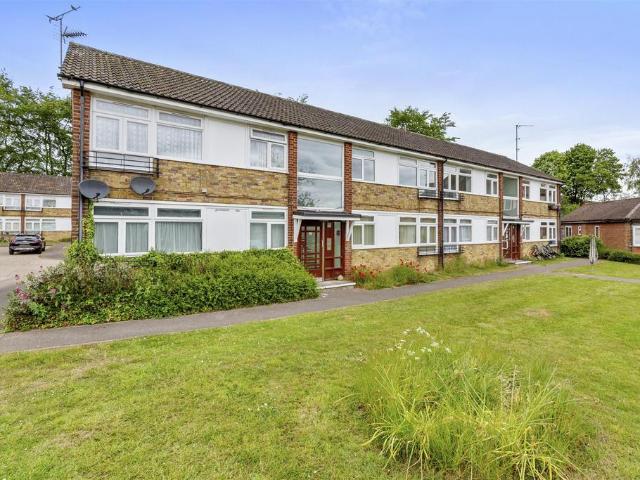 Flat for sale in Castlefield, Cressex