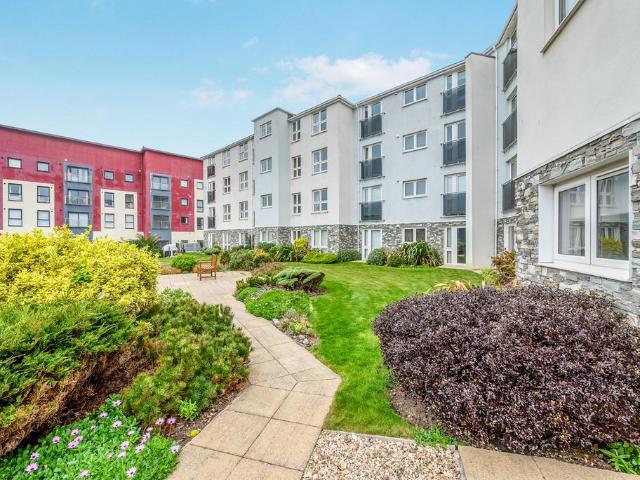 Flat for sale in Newquay, Cornwall