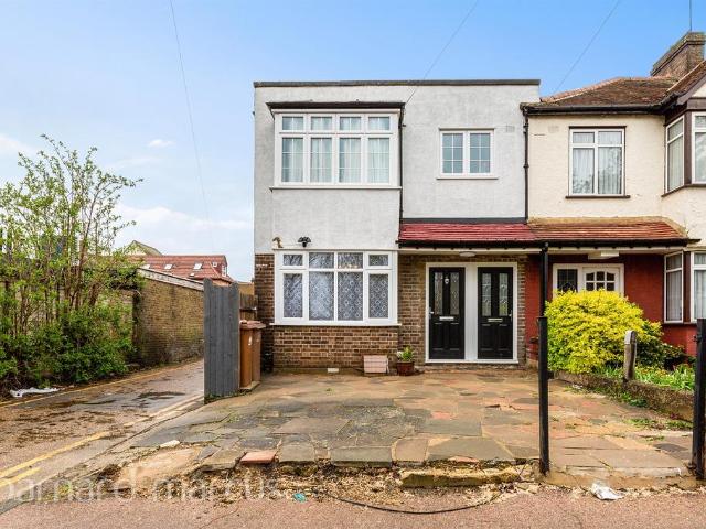 Flat for sale in Rosehill, Isle Of Man