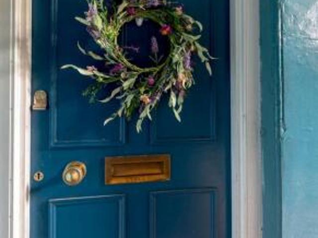 Flat for sale in Lauriston, Scotland