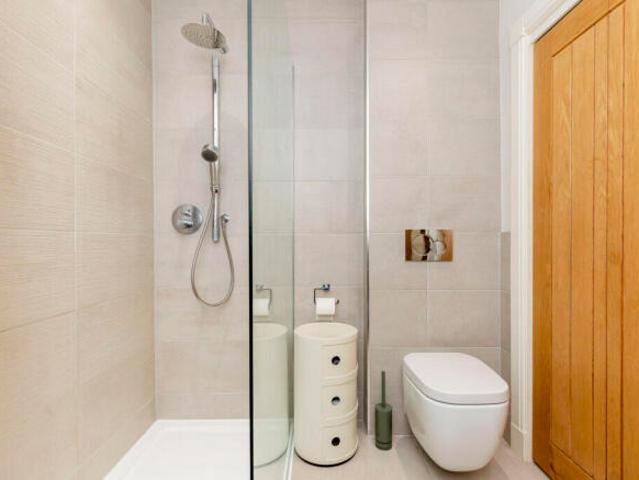 Flat for sale in Stockbridge, Scotland