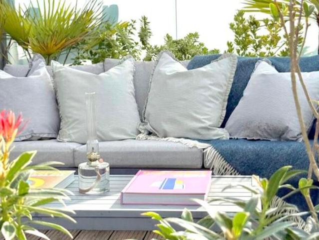 Flat for sale in Cat Hill
