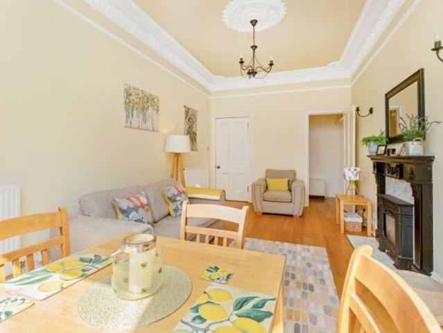 Flat for sale in Bruntsfield, Scotland