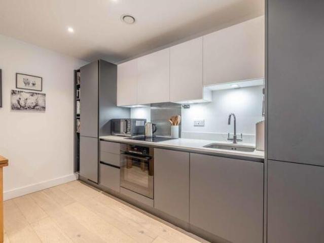 Flat for sale in Colnbrook with Poyle, Slough