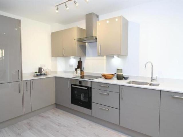 Flat for sale in Valley Road Industrial Estate, St Albans