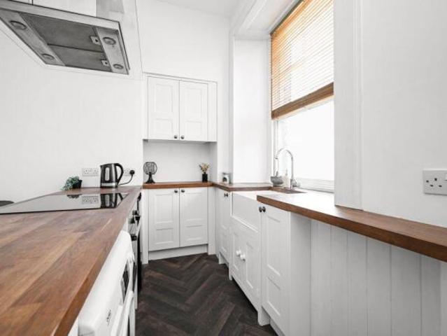 Flat for sale in Leith, Scotland