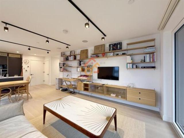 Flat for sale in Cat Hill