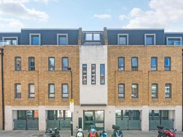 House for sale in City of London, Greater London