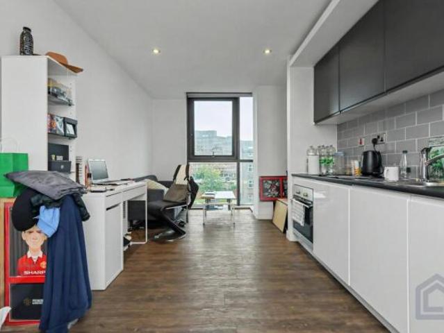 Flat for sale in Sheffield, South Yorkshire