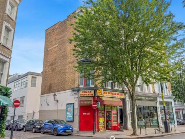 Flat for sale in Notting Hill, Greater London
