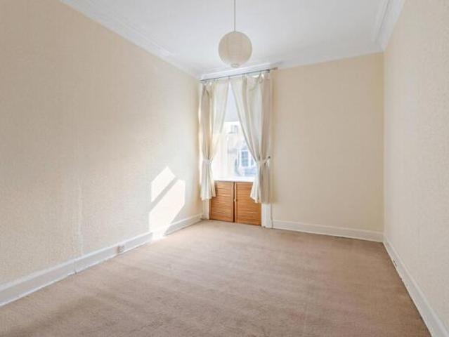 Flat for sale in Old Town, Scotland