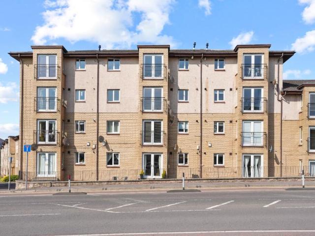 Flat for sale in Liberton, Scotland