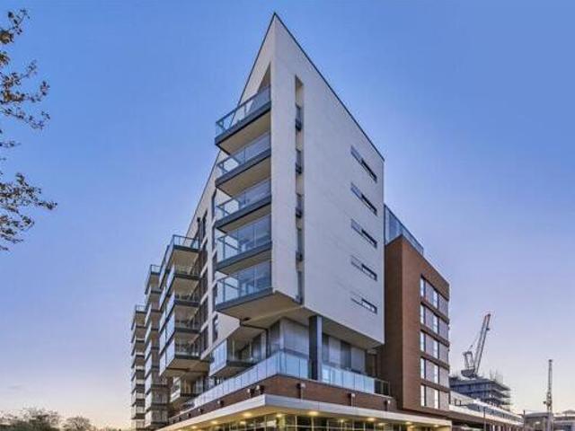 House for sale in Hayes