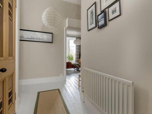 Flat for sale in Leith, Scotland