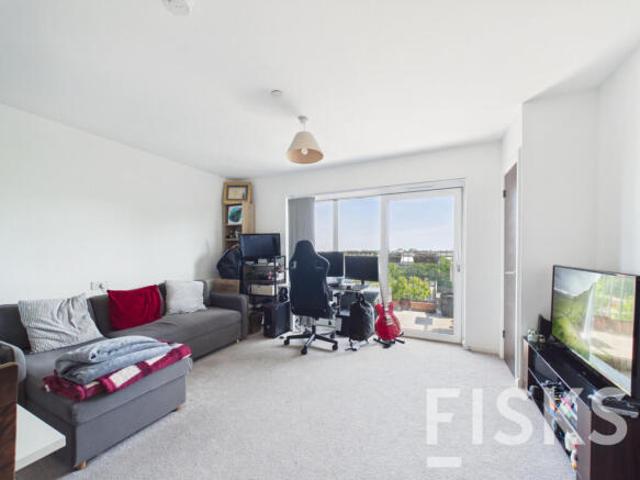 Flat for sale in Alton Barnes