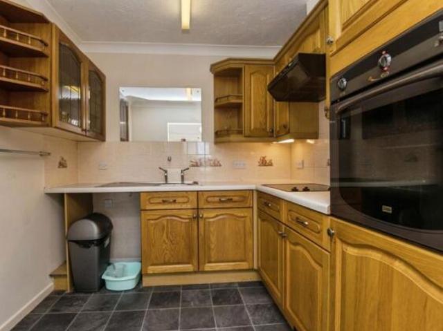 Flat for sale in Exeter, Devon and Torbay