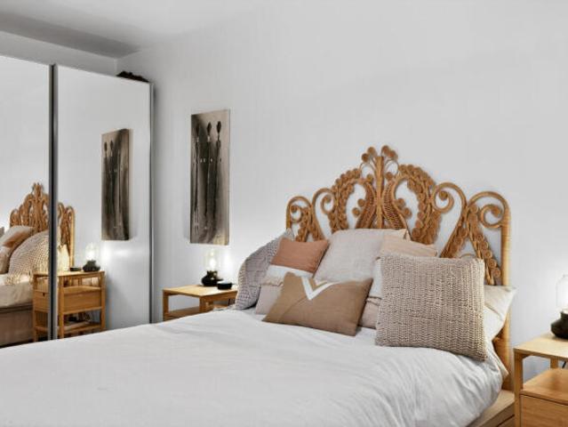 Flat for sale in Cat Hill