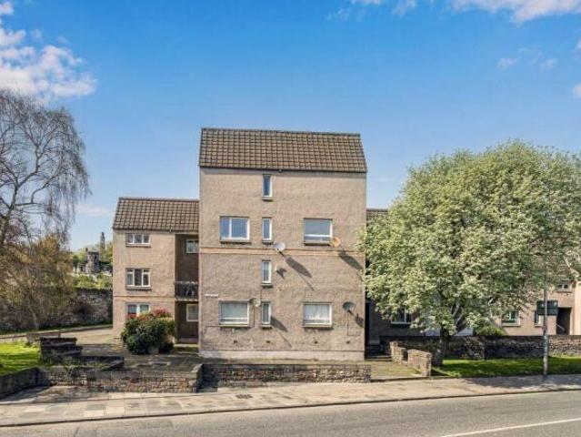 Flat for sale in Old Town, Scotland