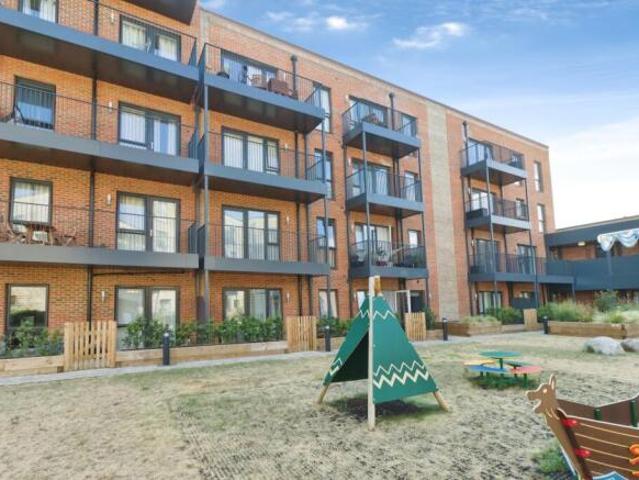 Flat for sale in Cat Hill
