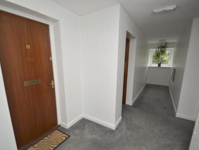 Flat for sale in Langside, Glasgow