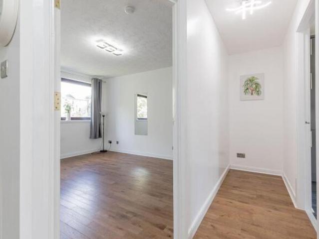 Flat for sale in City of Edinburgh, Alba / Scotland