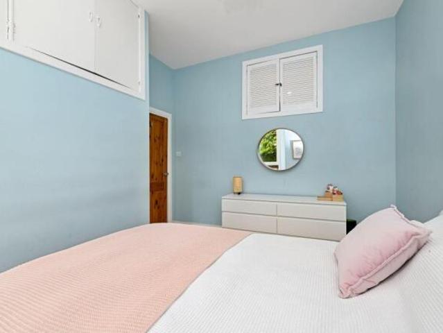Flat for sale in Gorgie, Scotland