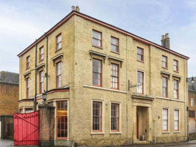 House for sale in King's Walden, Hertfordshire