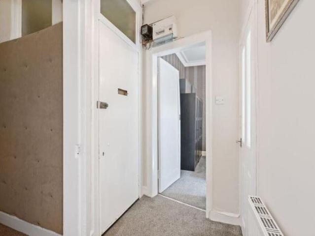Flat for sale in Hillside, Leith
