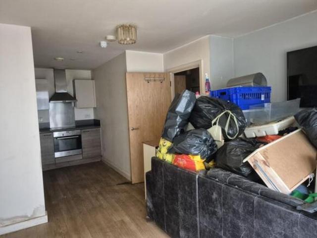 Flat for sale in Monks Orchard, Kent
