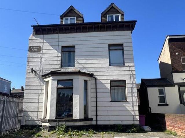 House for sale in Calderstones