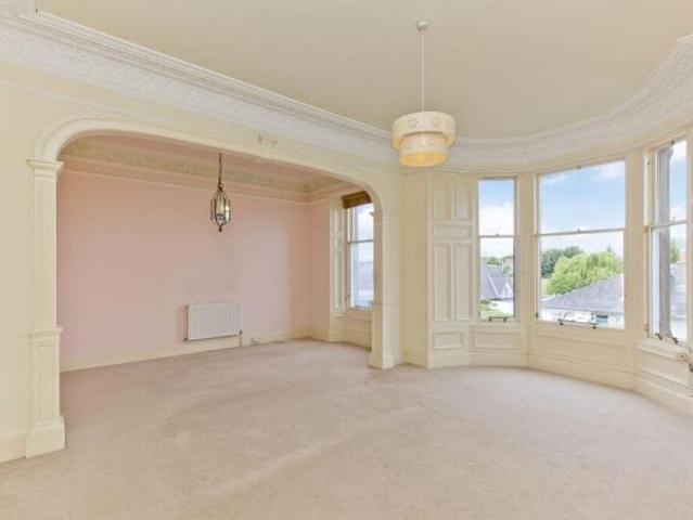Flat for sale in Trinity, Scotland