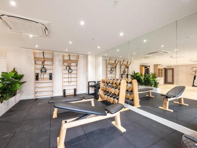 Flat for sale in Cat Hill