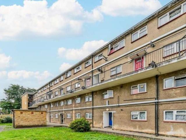 Apartment for sale in Higham Hill