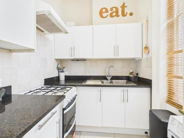 Flat for sale in Kemptown, Brighton & Hove