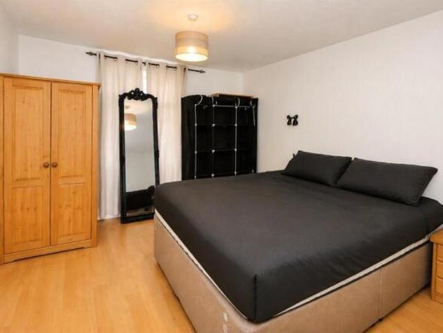 Flat for sale in Watergate, Devon