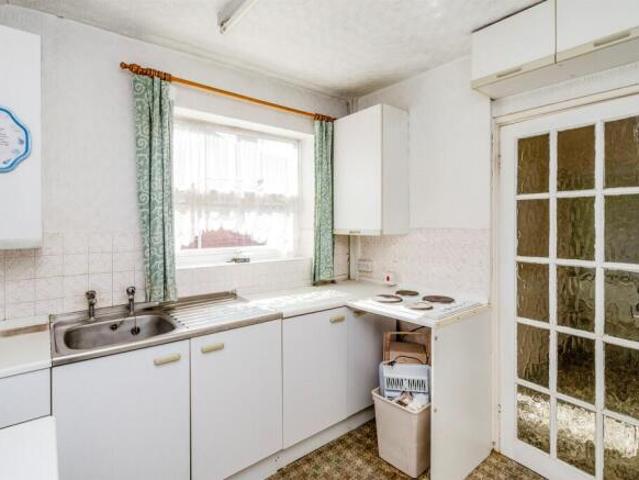 Flat for sale in Wednesfield, West Midlands