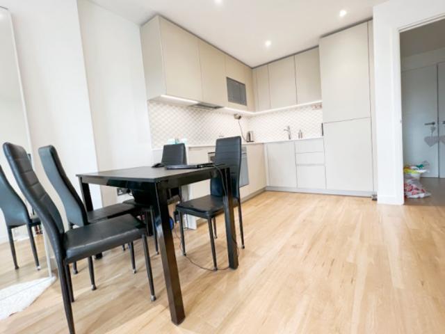 Flat for sale in Cat Hill