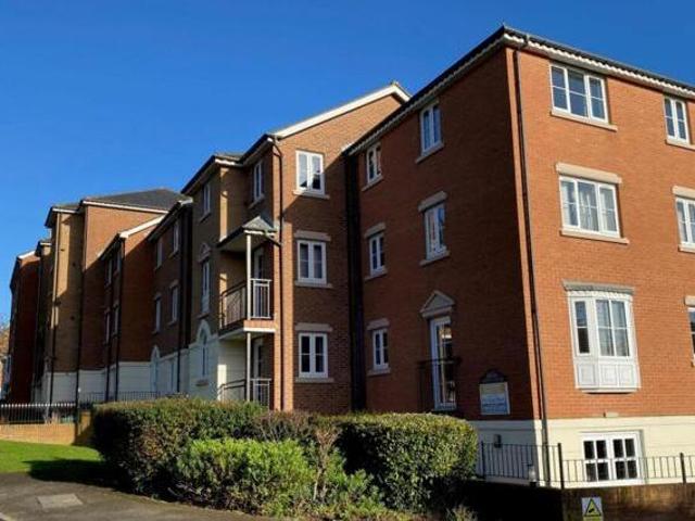 House for sale in Northampton, Northamptonshire
