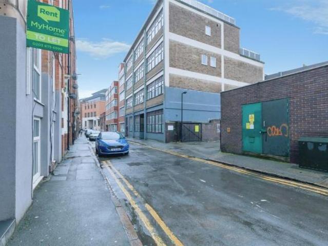 Flat for sale in St Matthew's, Old Wharf