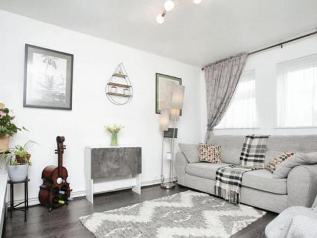 House for sale in Victoria Farm, West Midlands