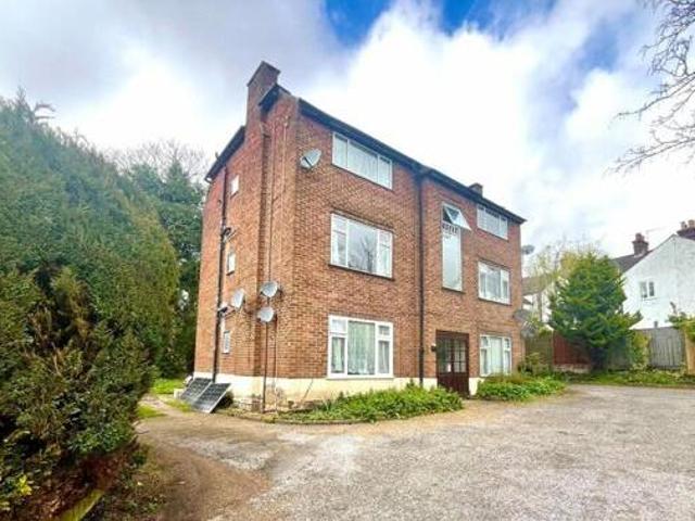 House for sale in Aldershot, Hampshire